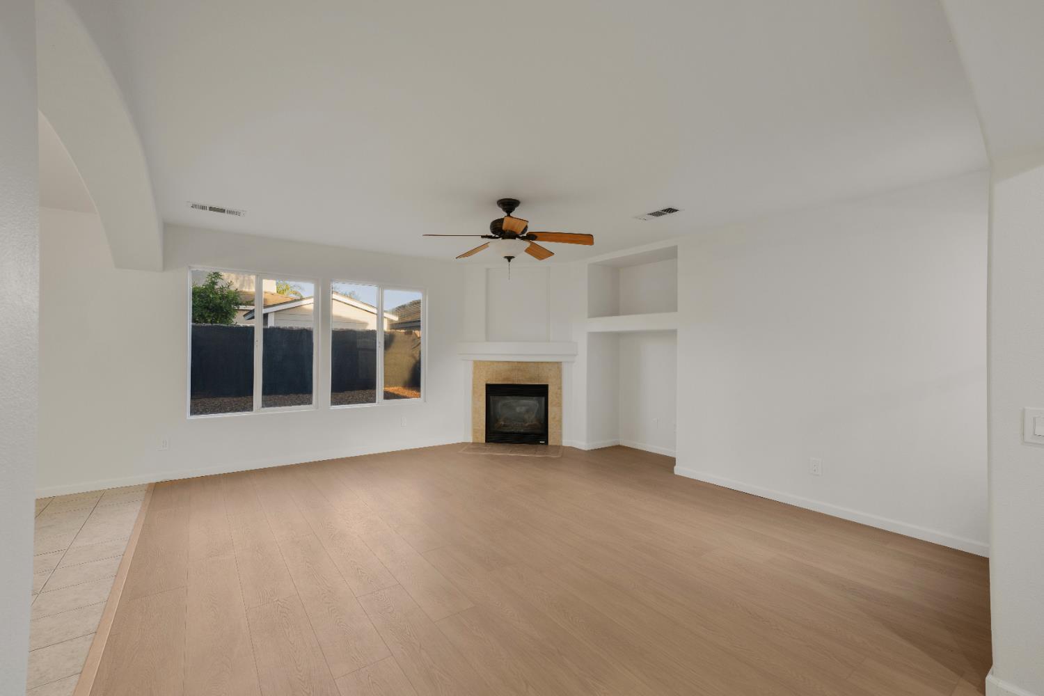 2342 N Juleston Dr, Santa Maria, CA 93458