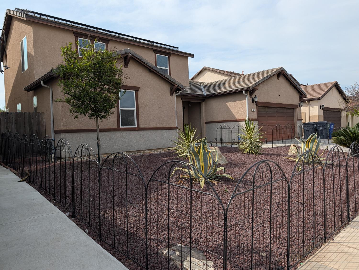 1402 Tevin Way, Madera, CA 93637