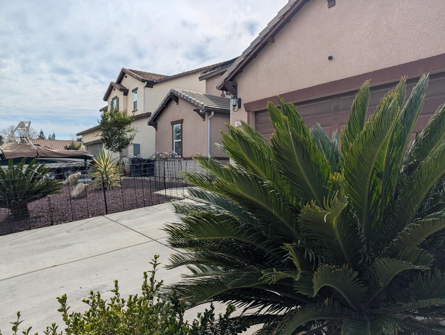 1402 Tevin Way, Madera, CA 93637