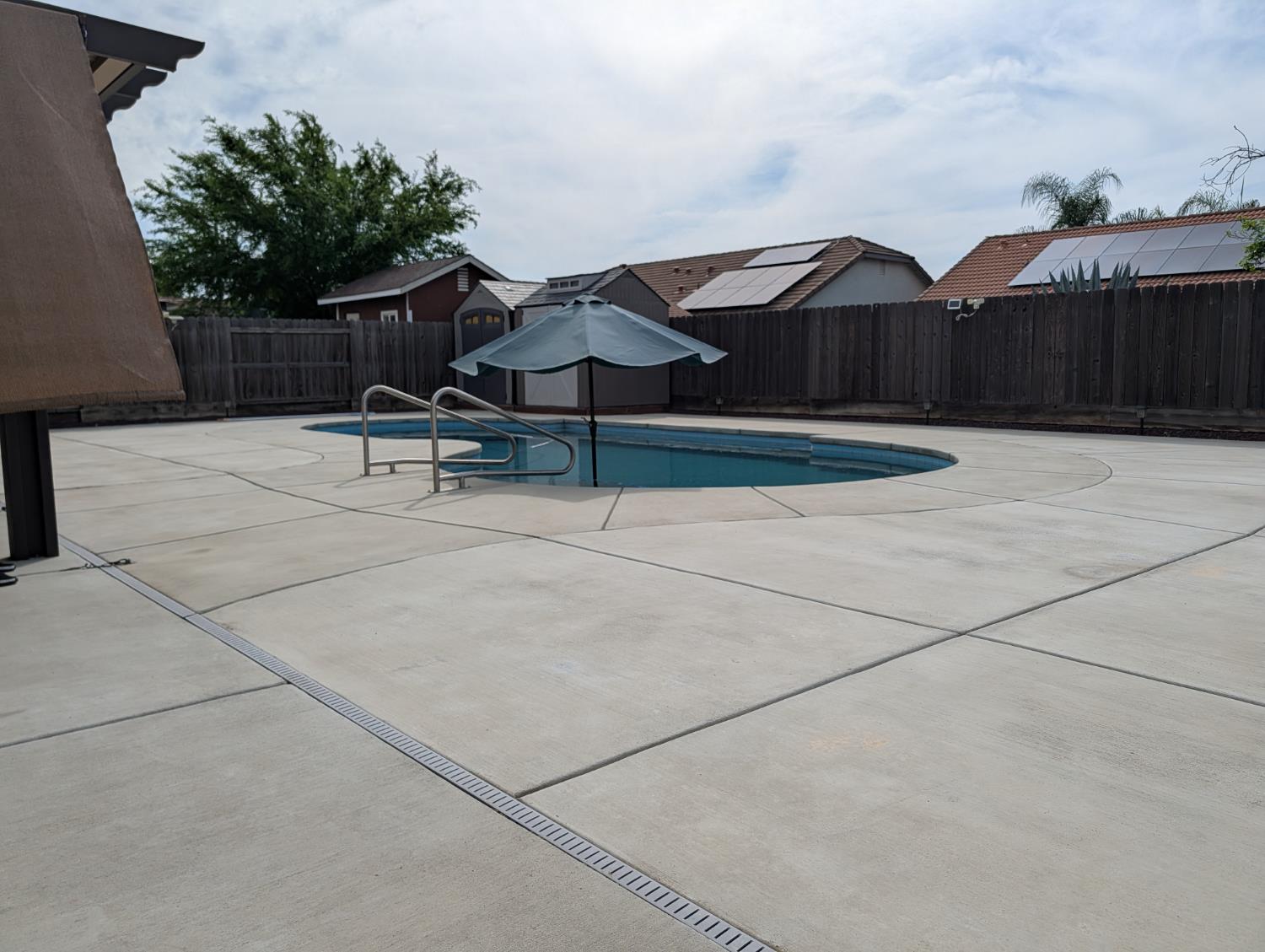 1402 Tevin Way, Madera, CA 93637