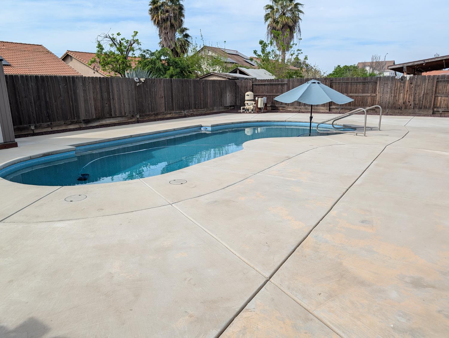 1402 Tevin Way, Madera, CA 93637