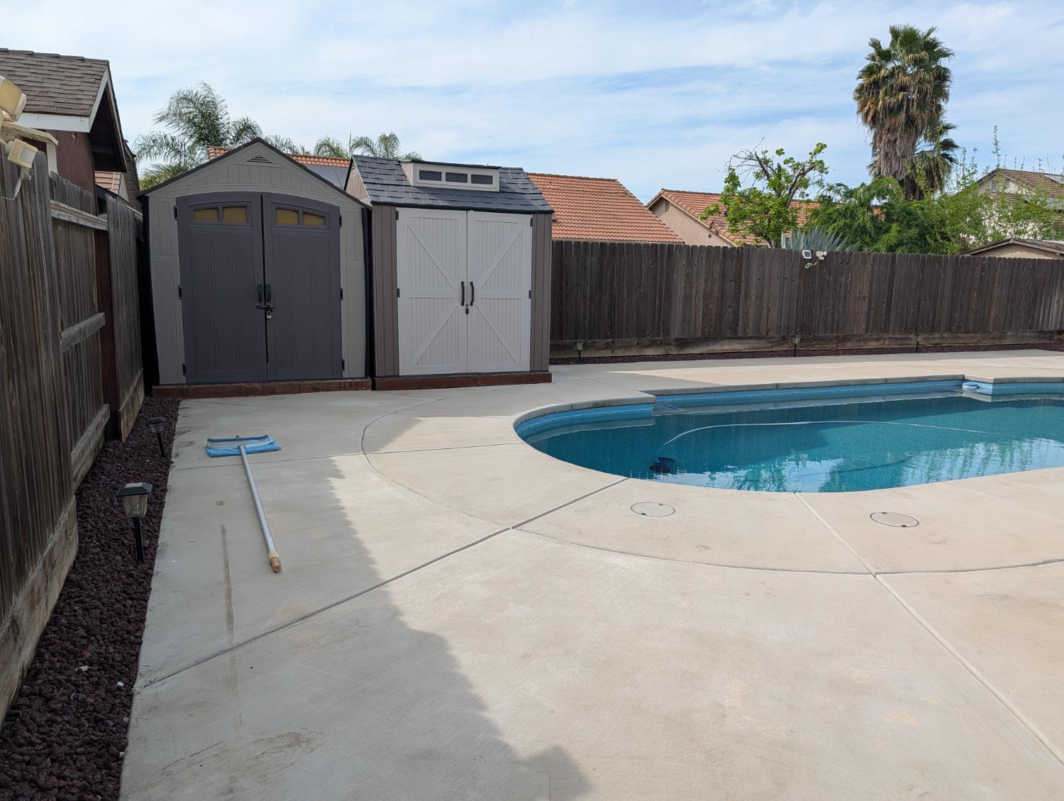 1402 Tevin Way, Madera, CA 93637