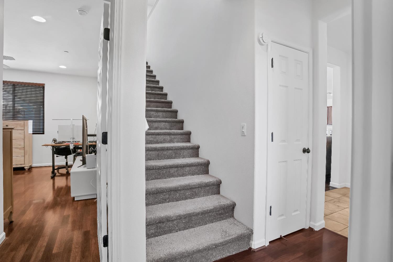 1402 Tevin Way, Madera, CA 93637