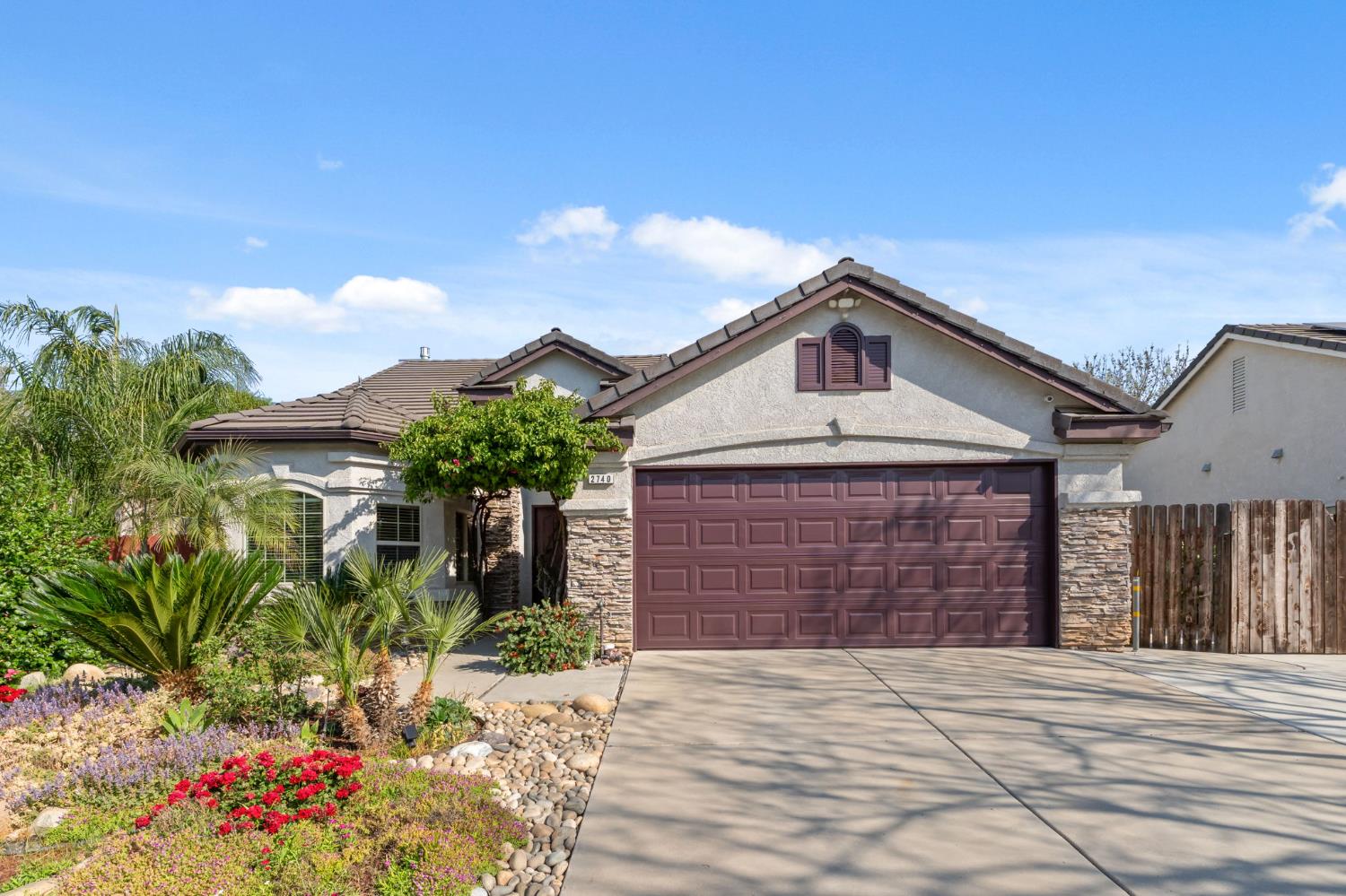 2740 E El Paso Ave, Fresno, CA 93720