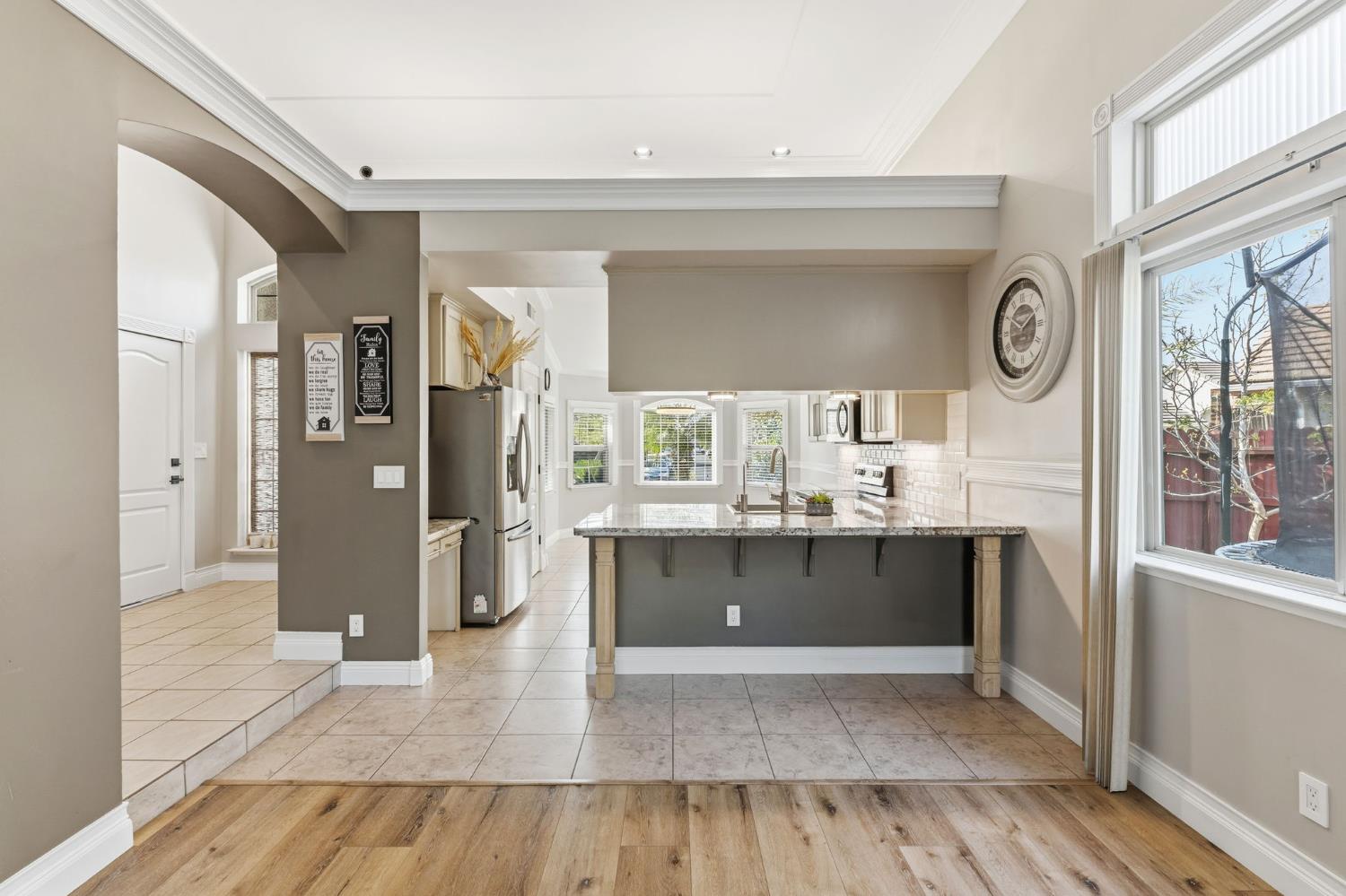 2740 E El Paso Ave, Fresno, CA 93720