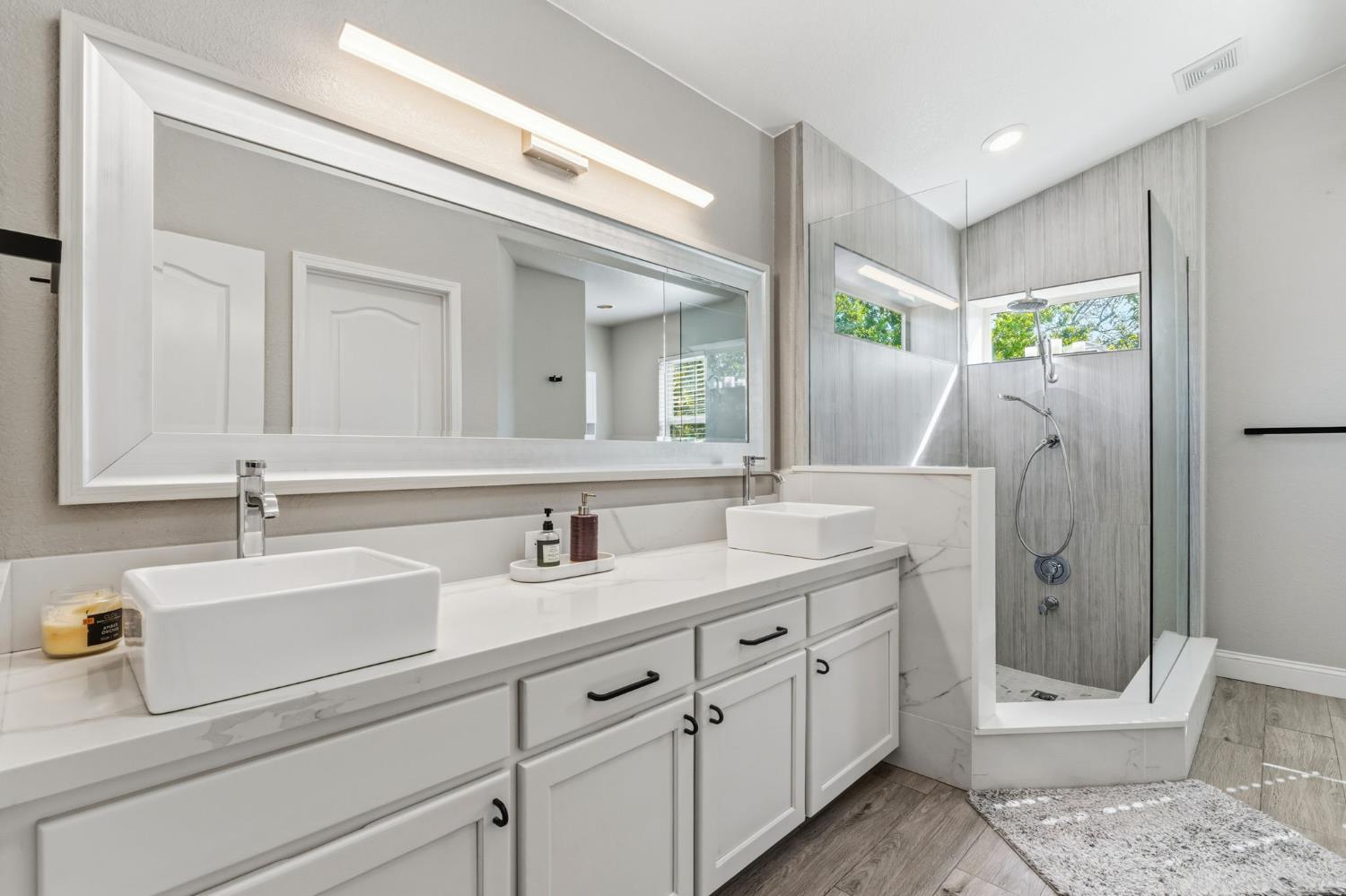 2740 E El Paso Ave, Fresno, CA 93720