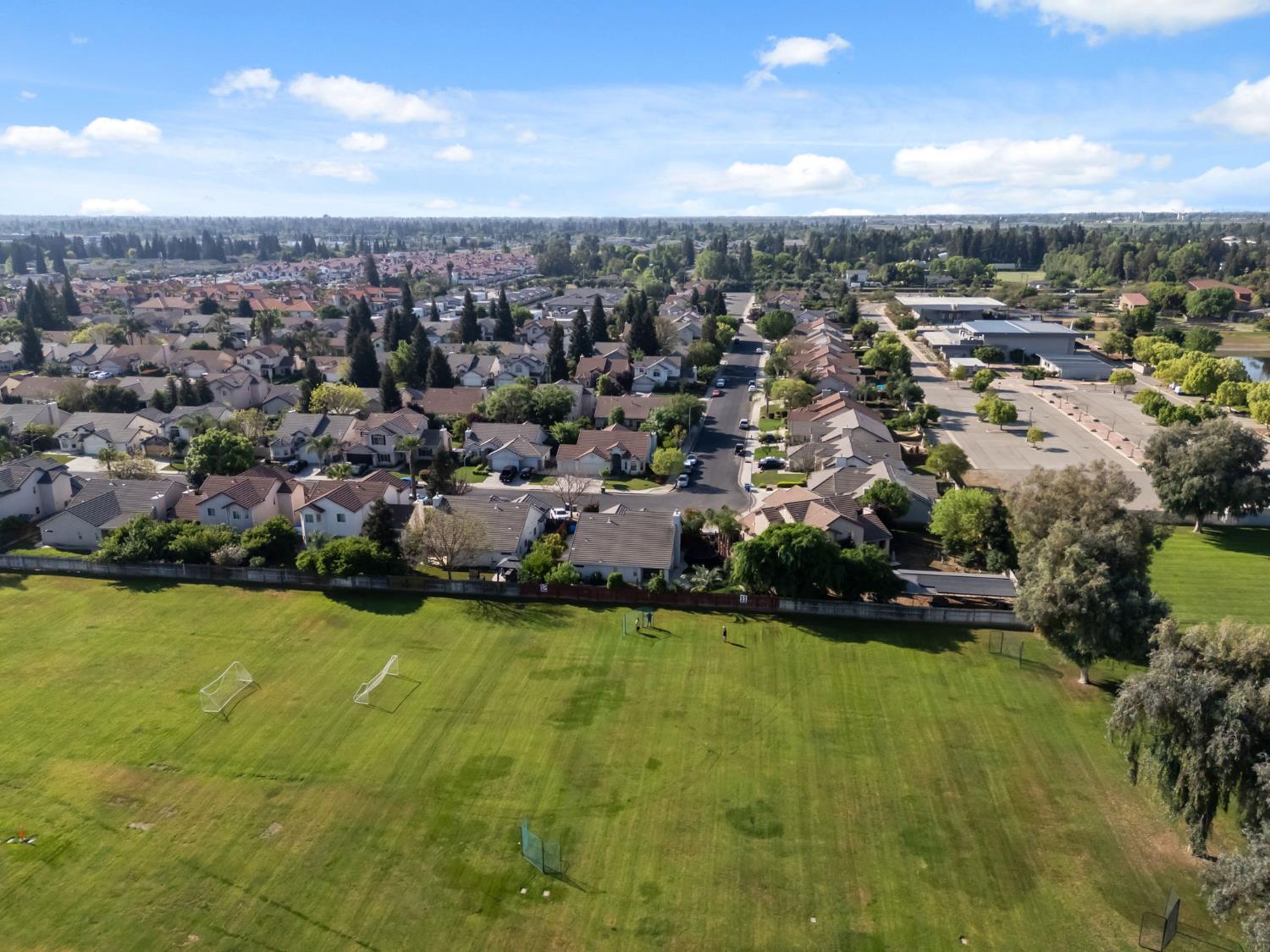 2740 E El Paso Ave, Fresno, CA 93720