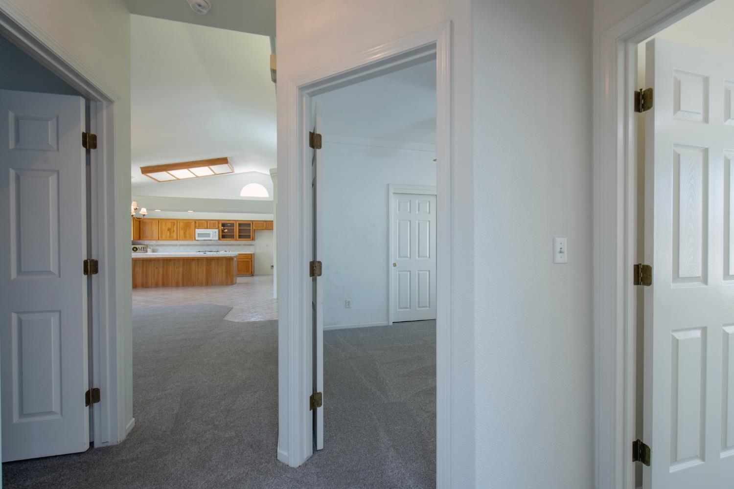 2738 W Ceres Ct, Visalia, CA 93291