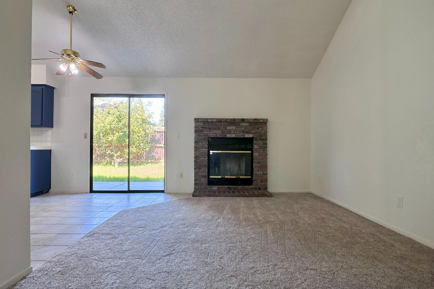 1910 E Eclipse Ave, Fresno, CA 93720