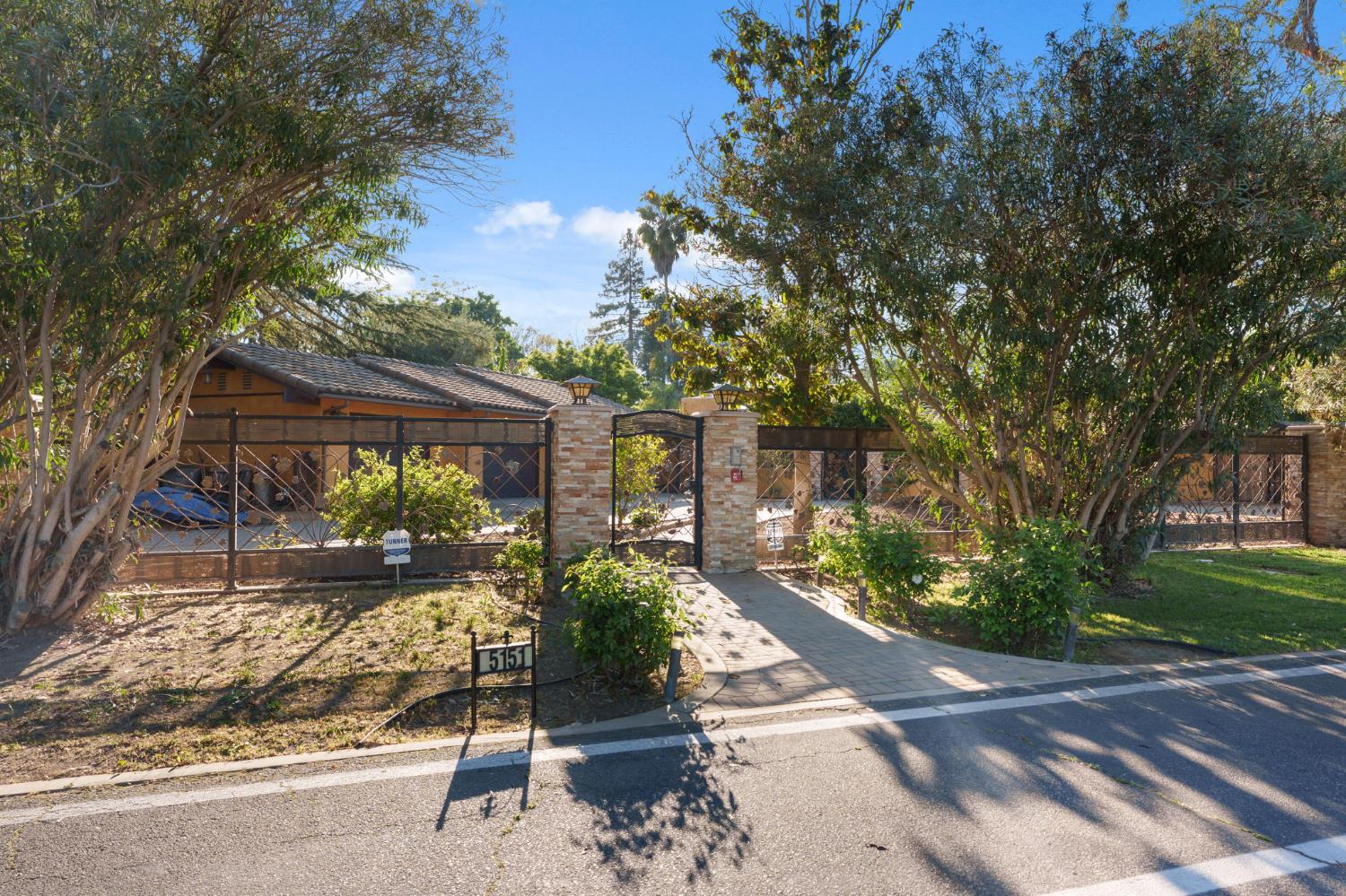 5151 N Van Ness Blvd, Fresno, CA 93711