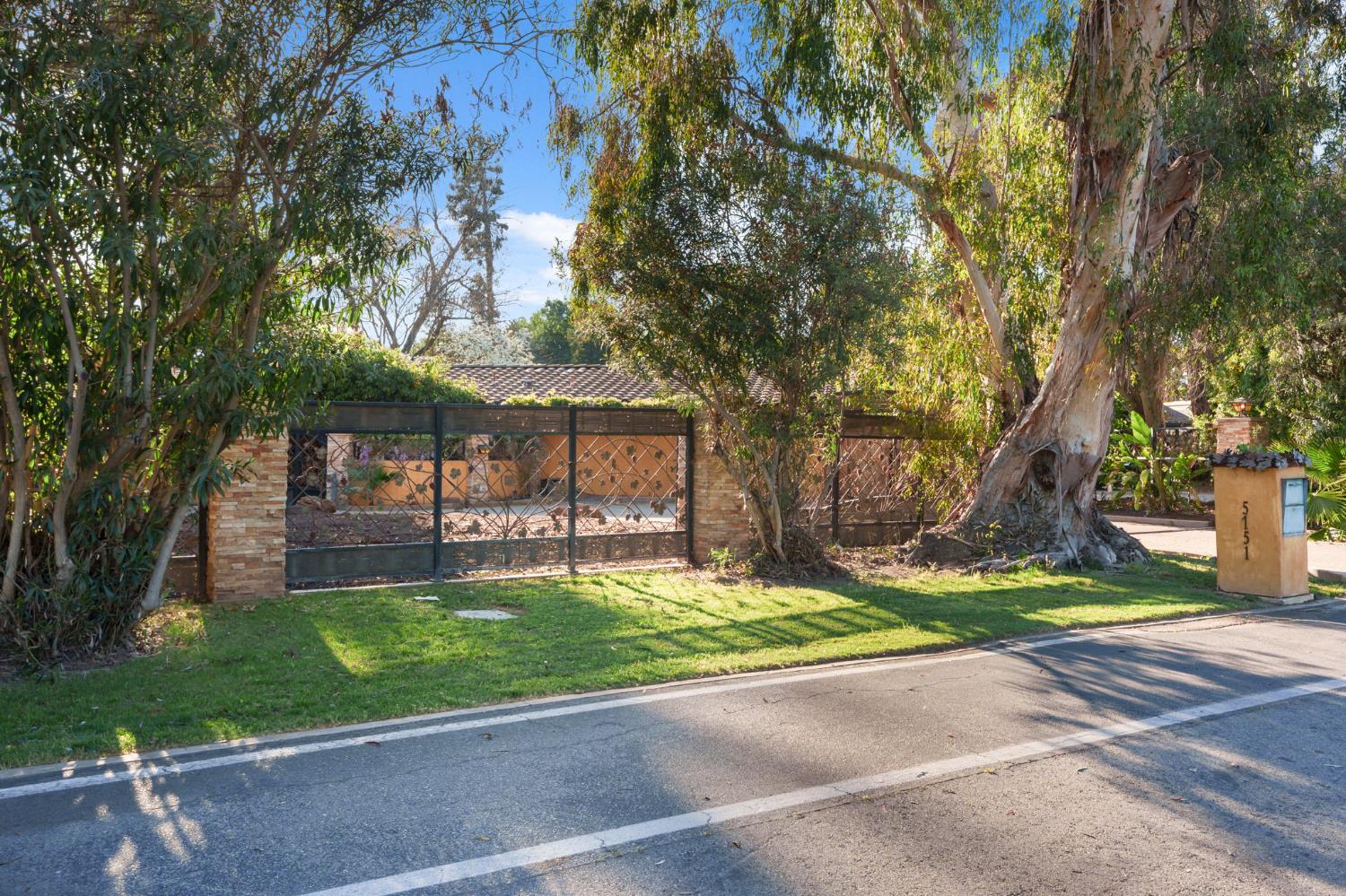 5151 N Van Ness Blvd, Fresno, CA 93711