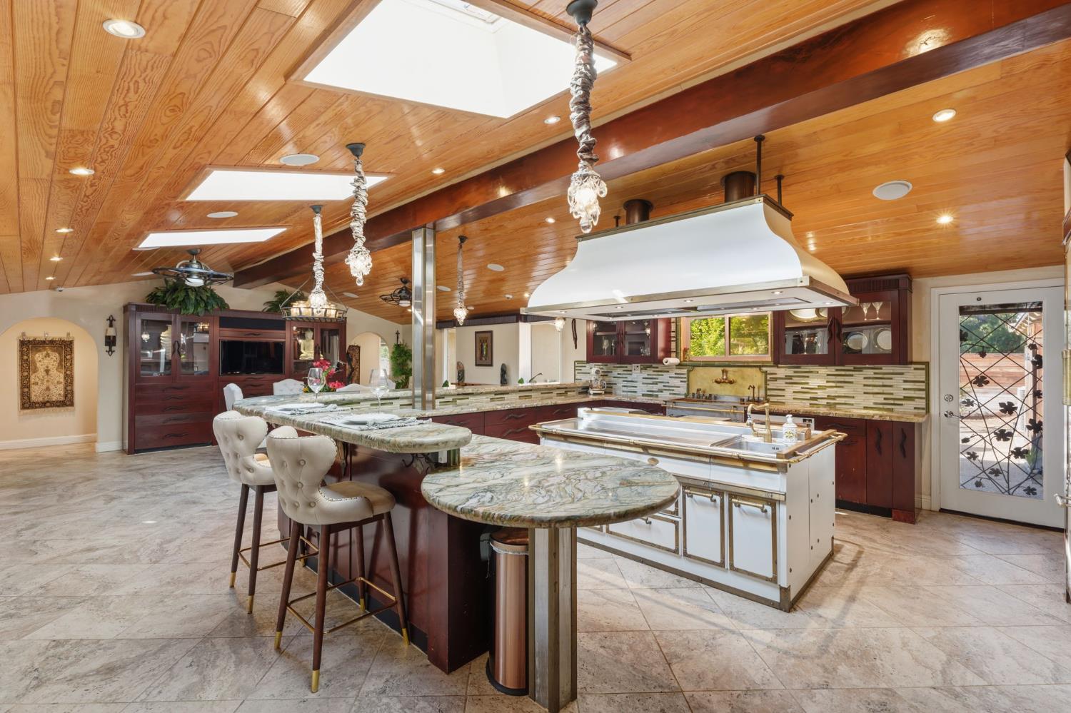 5151 N Van Ness Blvd, Fresno, CA 93711