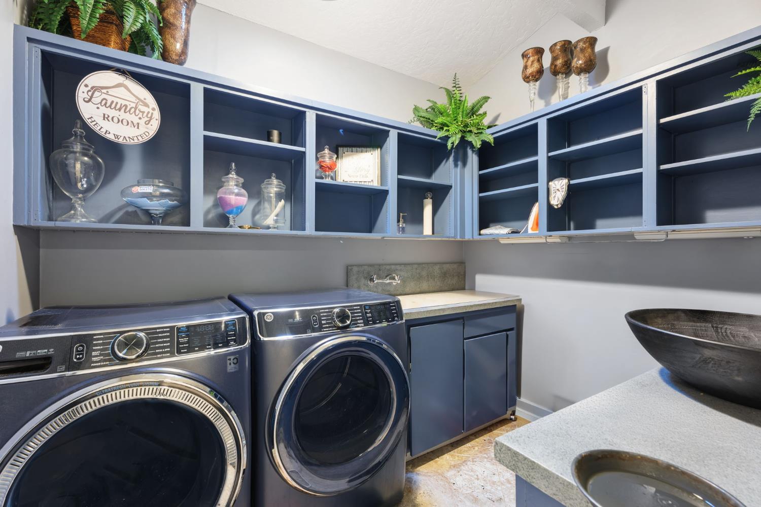 5151 N Van Ness Blvd, Fresno, CA 93711