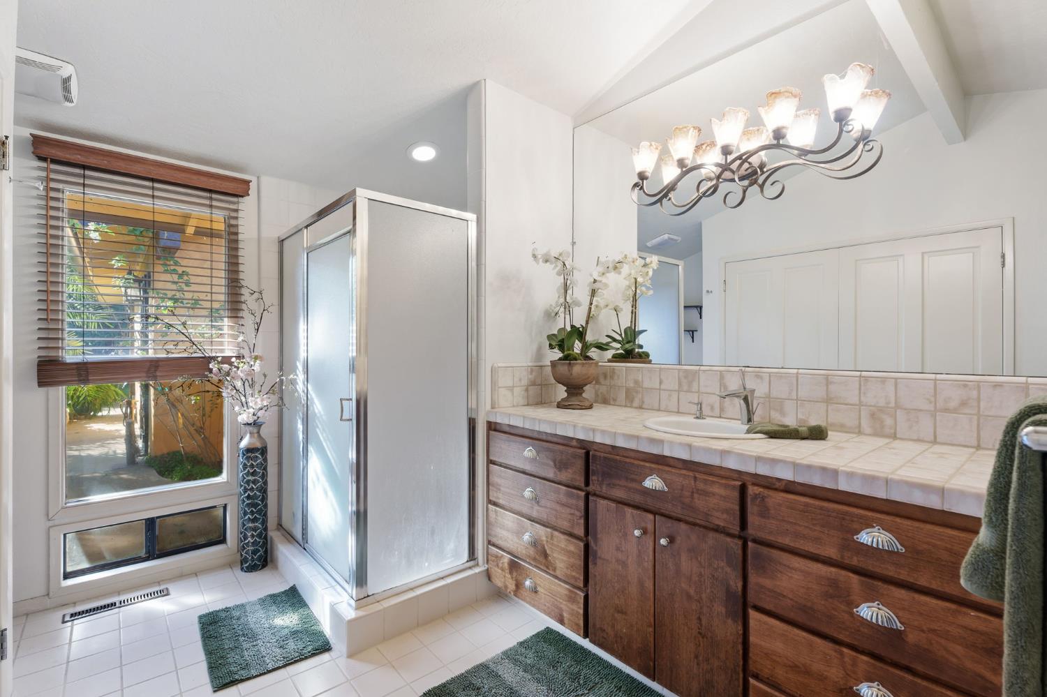 5151 N Van Ness Blvd, Fresno, CA 93711