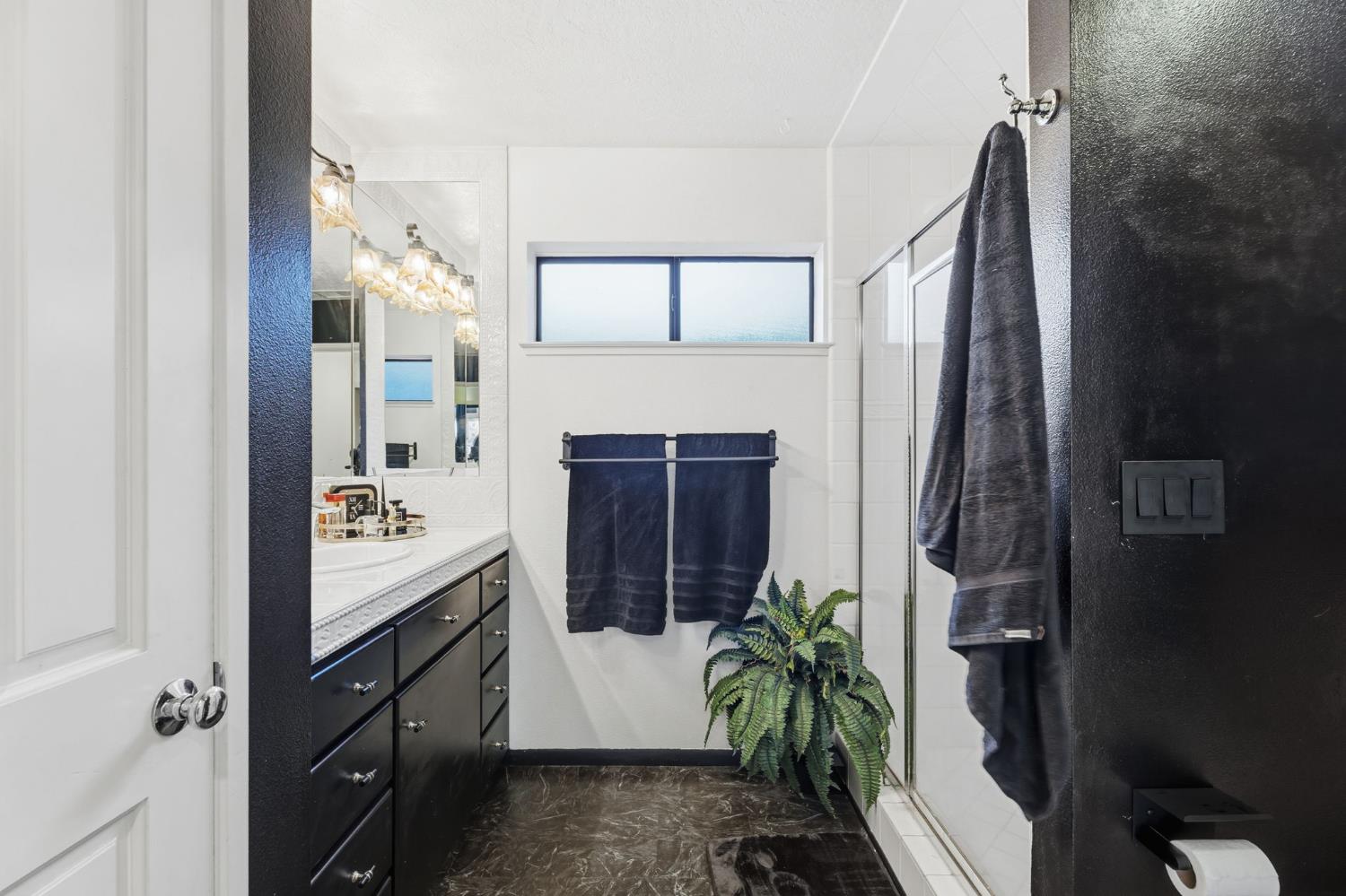 5151 N Van Ness Blvd, Fresno, CA 93711