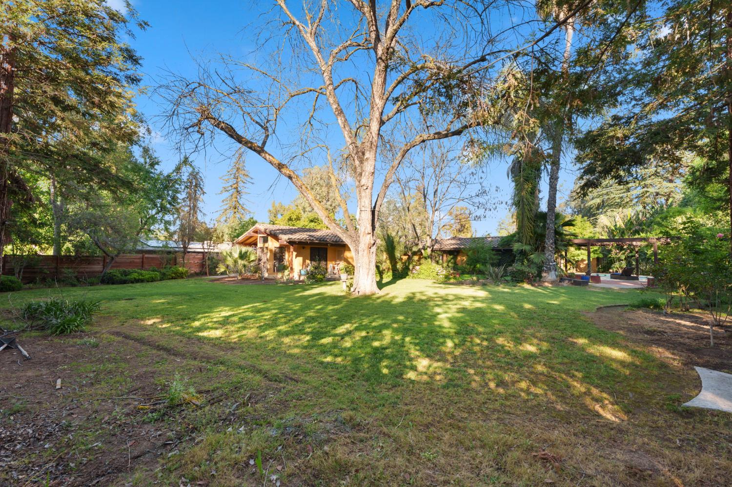 5151 N Van Ness Blvd, Fresno, CA 93711