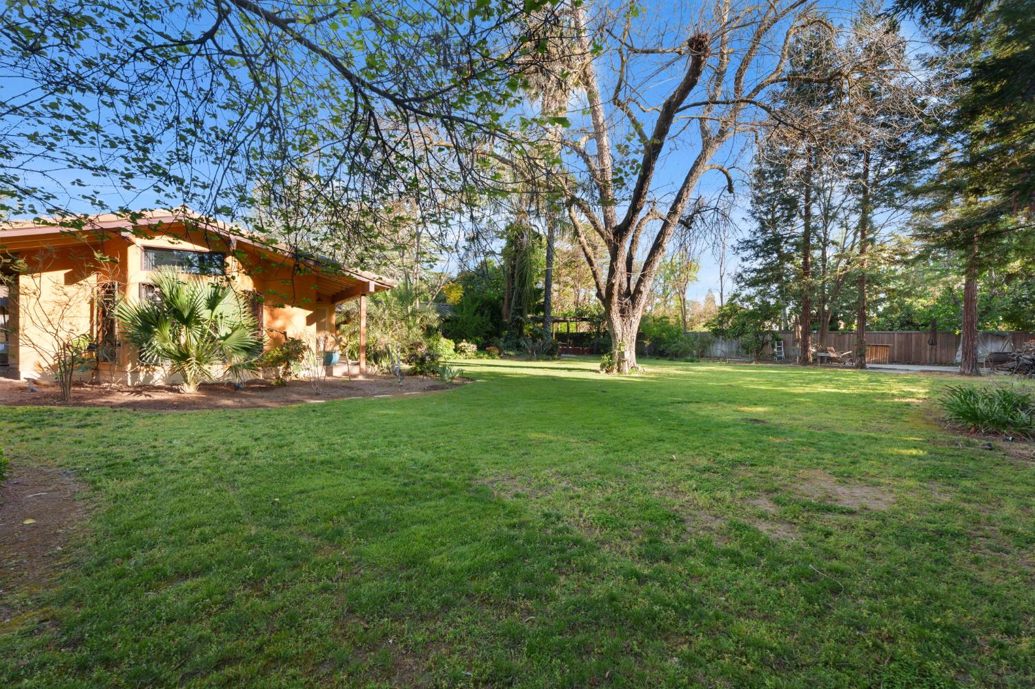 5151 N Van Ness Blvd, Fresno, CA 93711