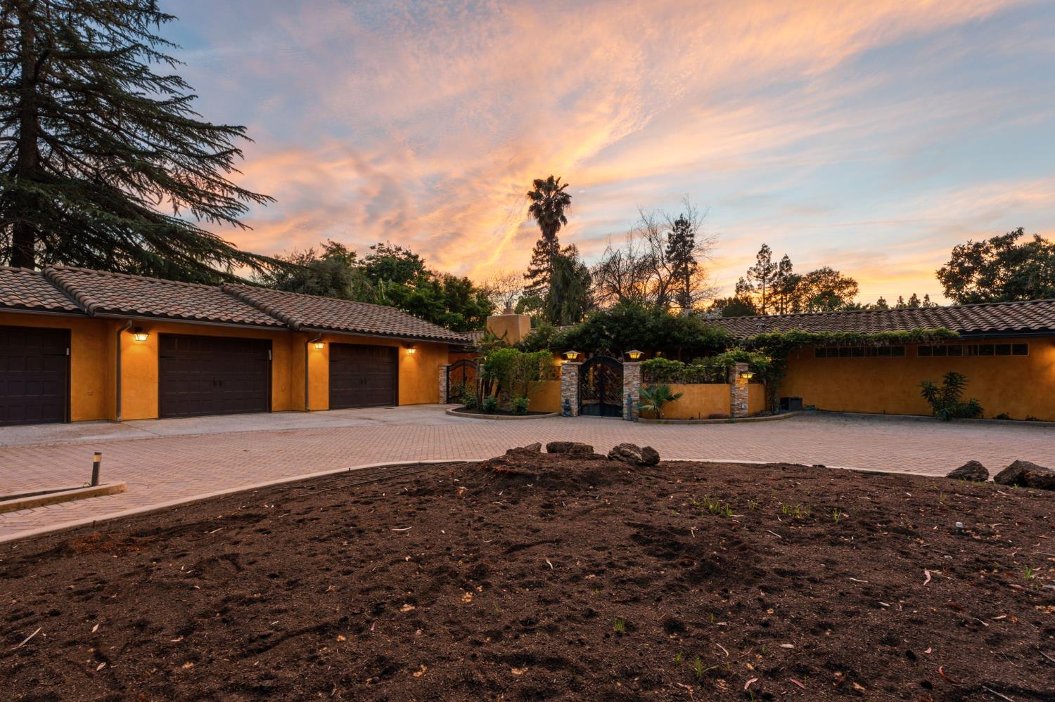 5151 N Van Ness Blvd, Fresno, CA 93711