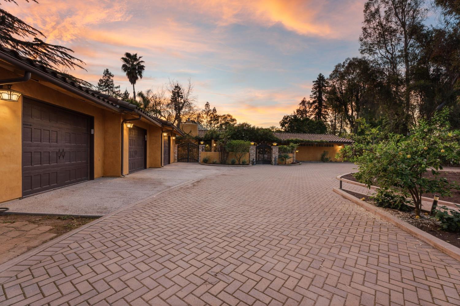 5151 N Van Ness Blvd, Fresno, CA 93711