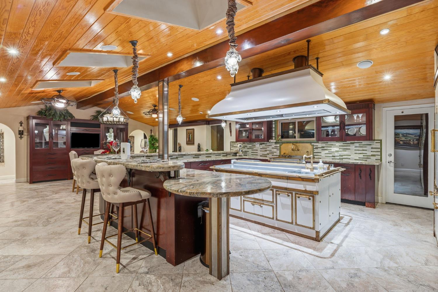 5151 N Van Ness Blvd, Fresno, CA 93711