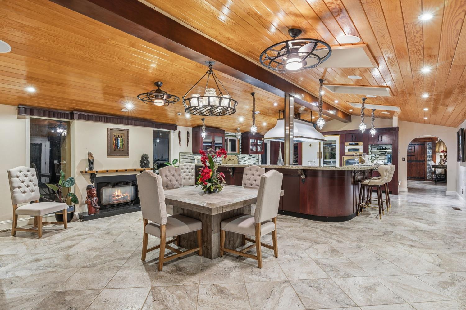 5151 N Van Ness Blvd, Fresno, CA 93711