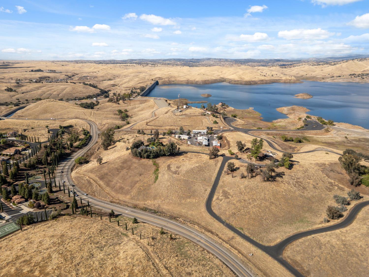 4614 Millerton Rd, Friant, CA 93626