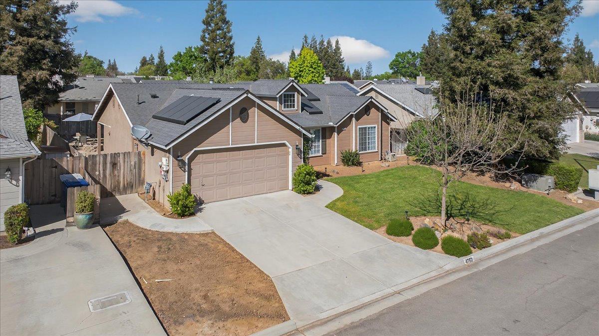 4752 W Mesa Ave, Fresno, CA 93722