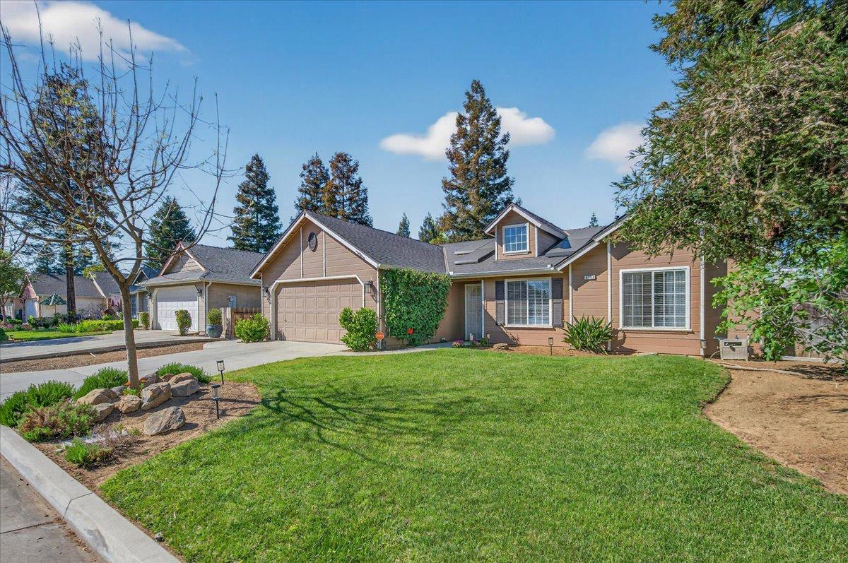 4752 W Mesa Ave, Fresno, CA 93722