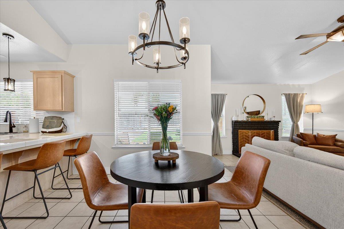 4752 W Mesa Ave, Fresno, CA 93722