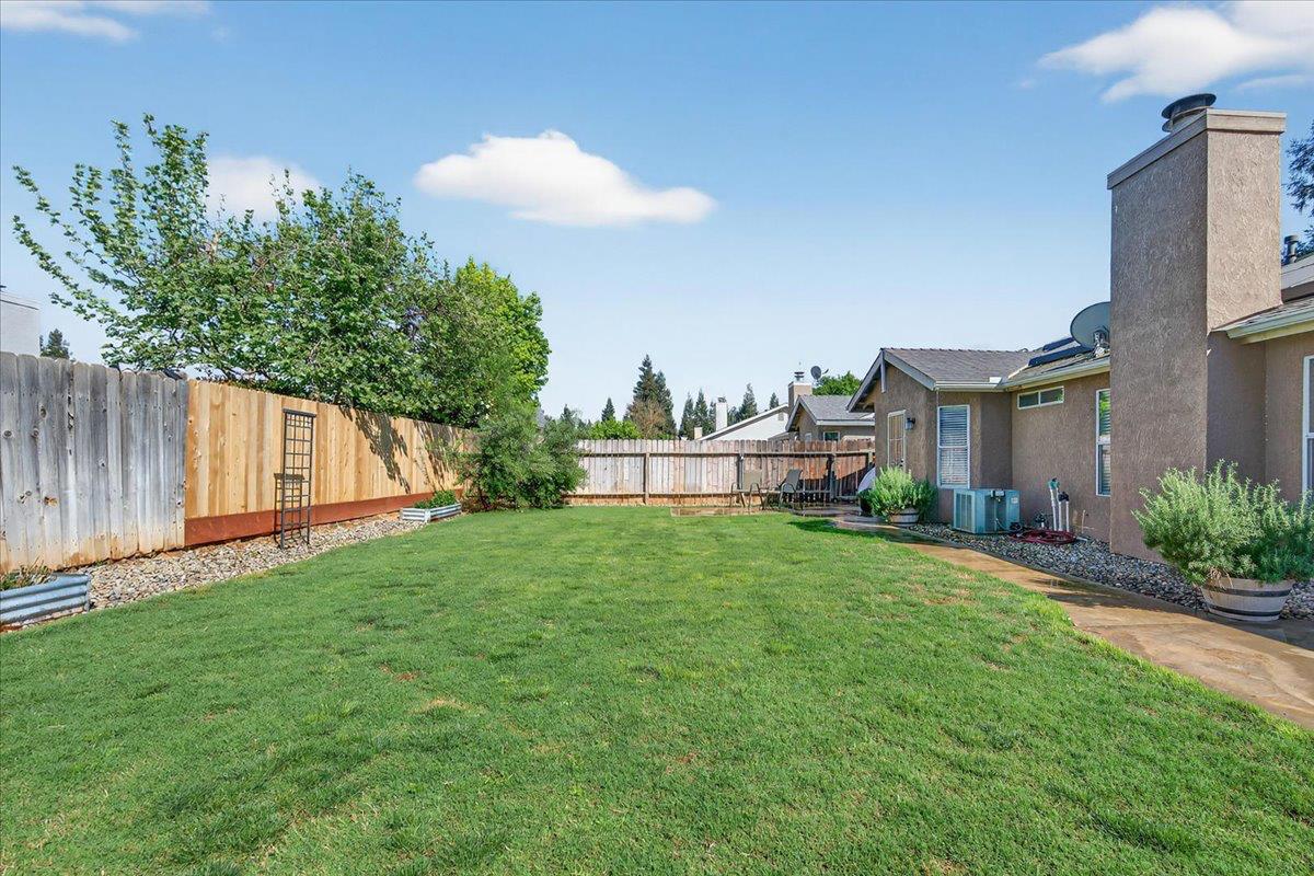 4752 W Mesa Ave, Fresno, CA 93722