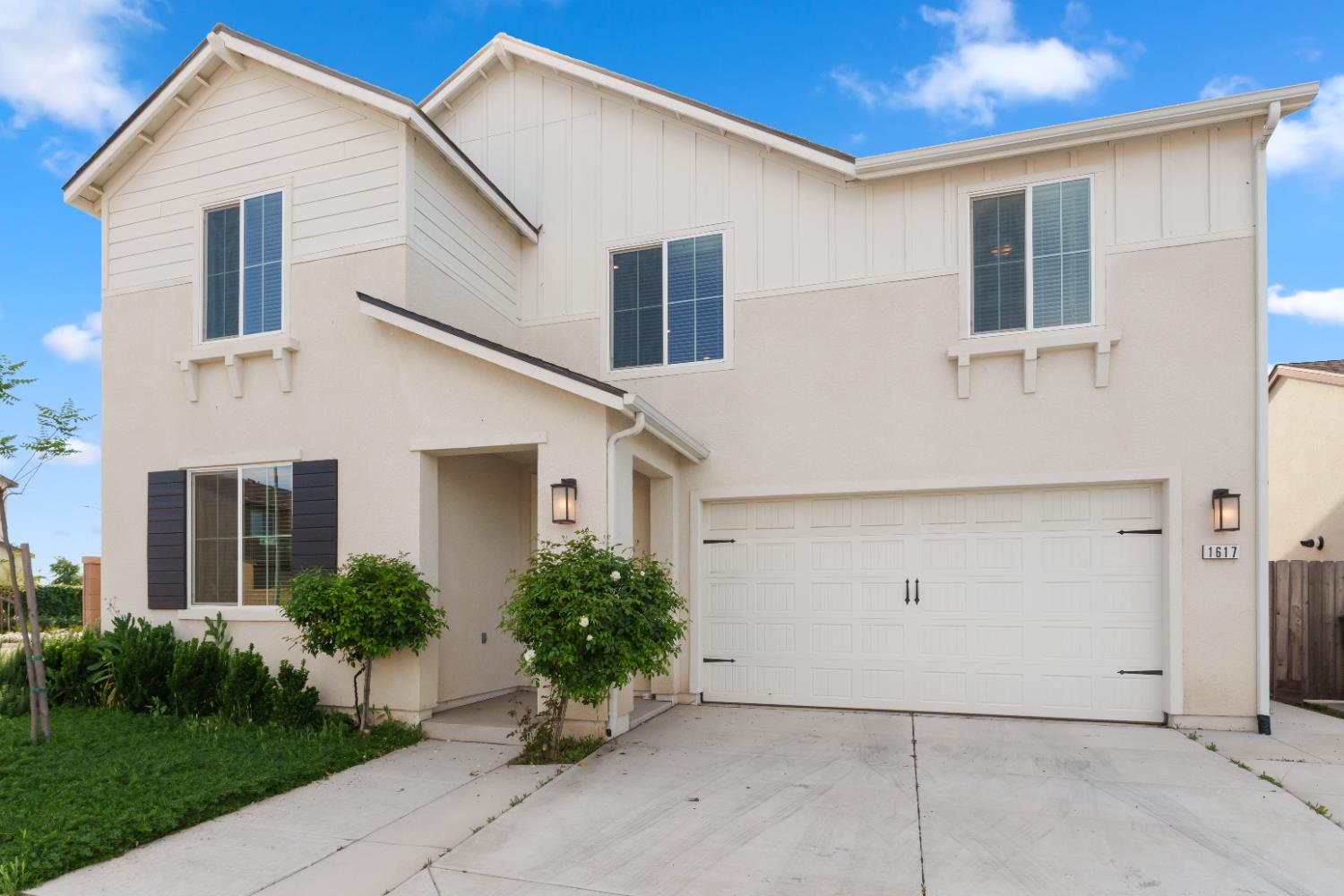 1617 N Filbert Ave, Fresno, CA 93727