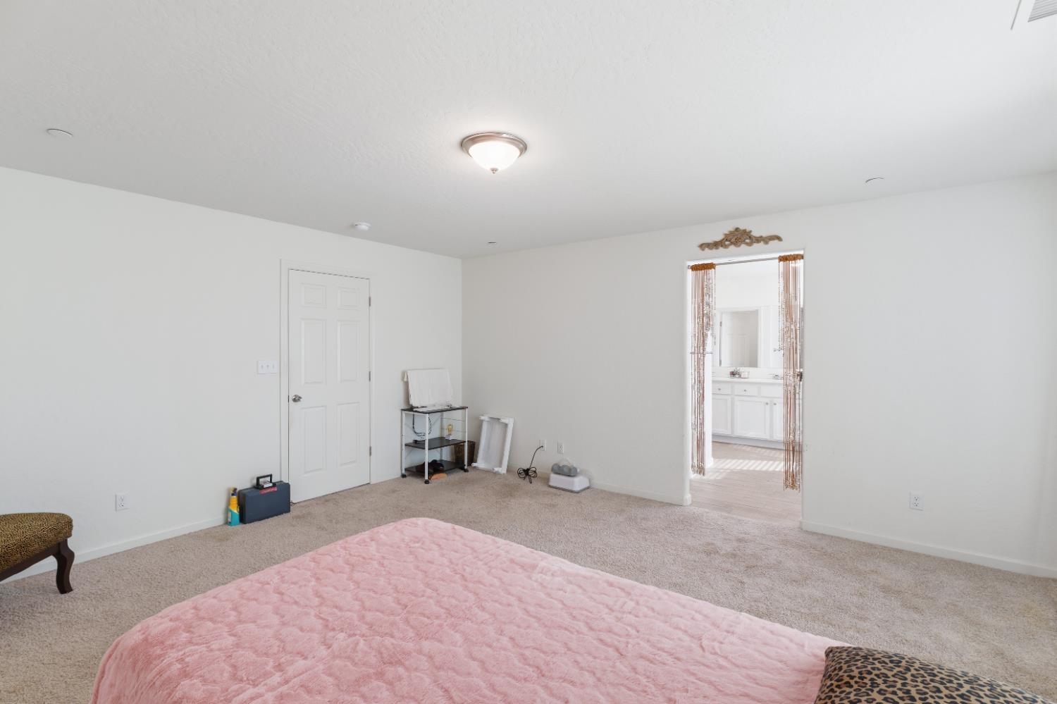 1617 N Filbert Ave, Fresno, CA 93727