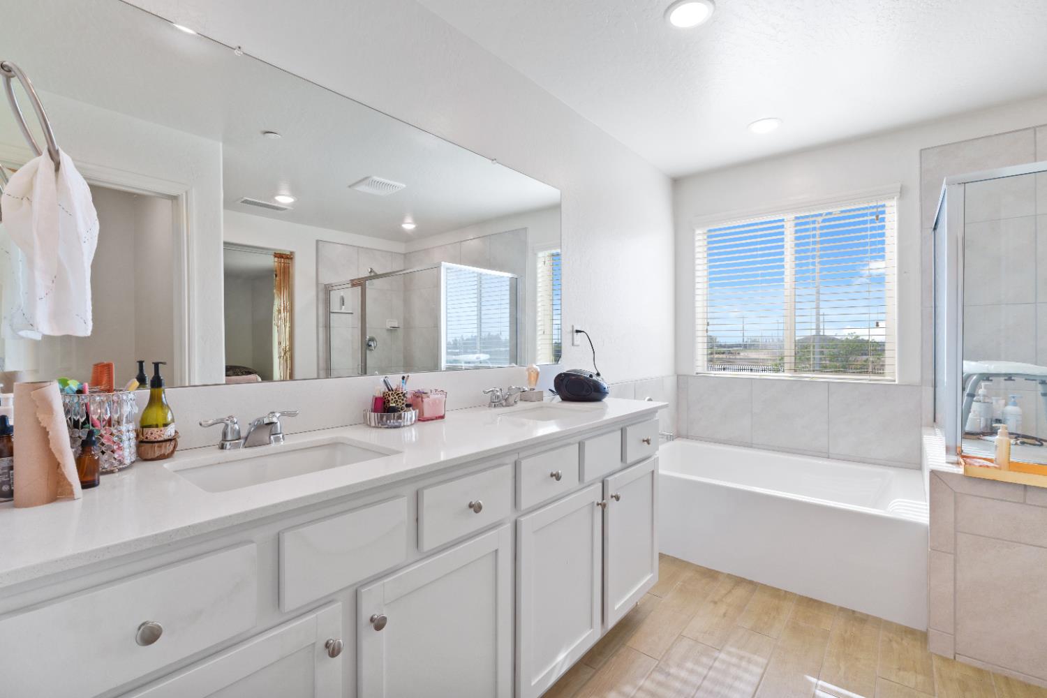 1617 N Filbert Ave, Fresno, CA 93727