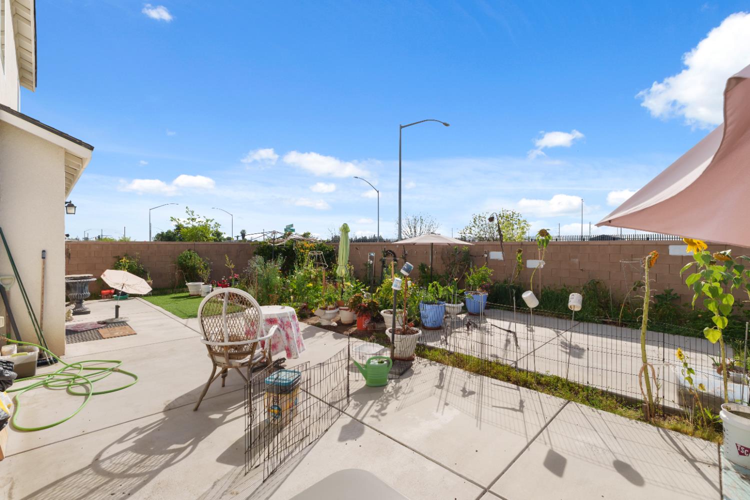 1617 N Filbert Ave, Fresno, CA 93727