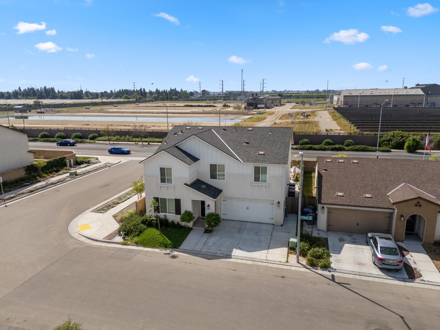 1617 N Filbert Ave, Fresno, CA 93727