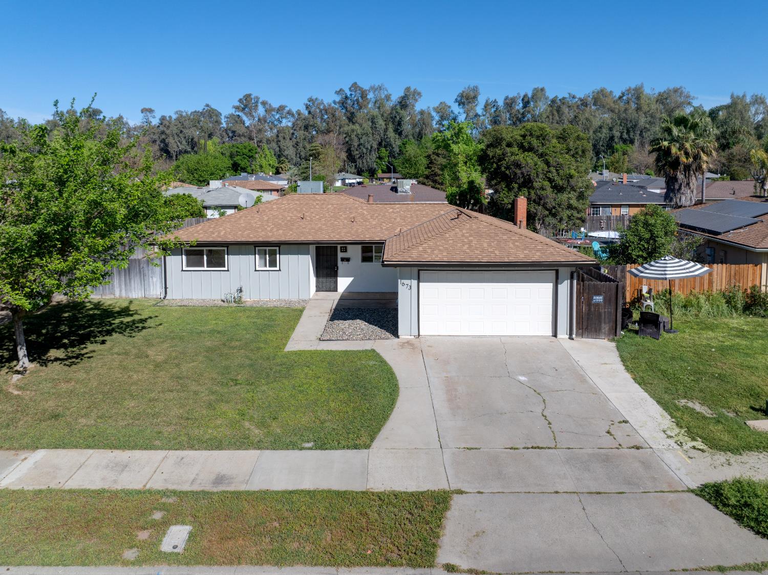 1673 Sacramento, Merced, CA 95348