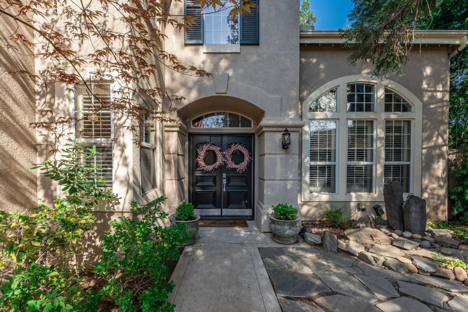 10340 N Sinclair Cir, Fresno, CA 93730