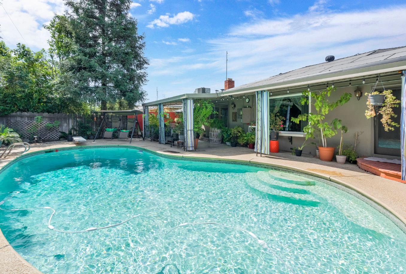 5136 N Sherman Ave N, Fresno, CA 93710