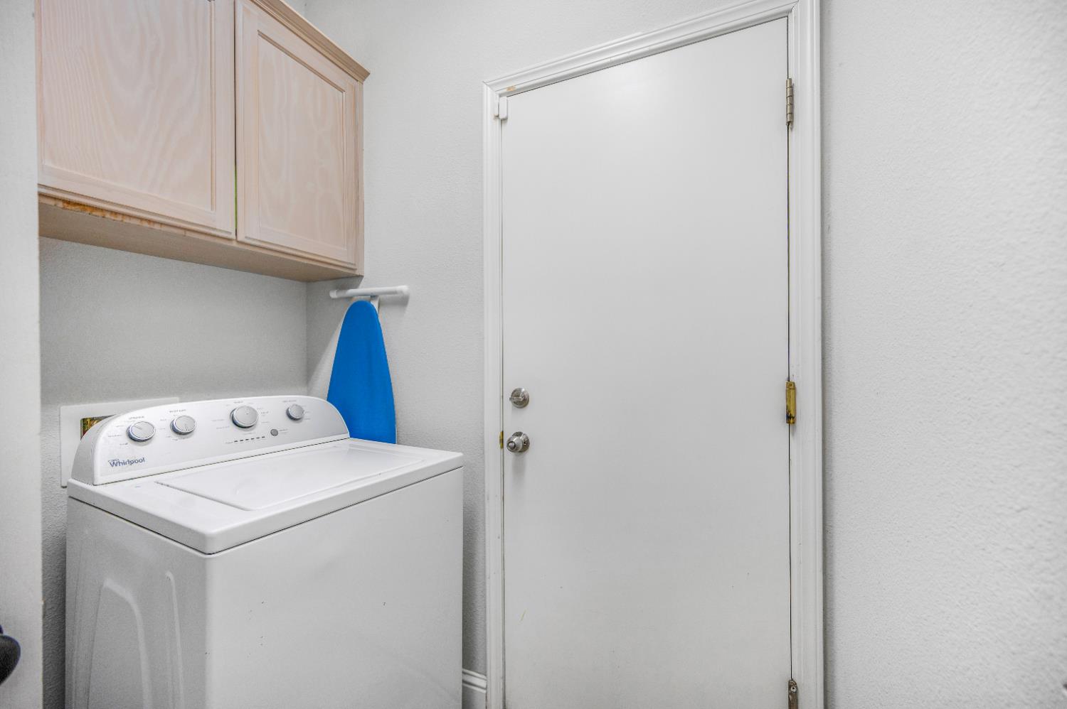 5391 E Burns Ave, Fresno, CA 93725