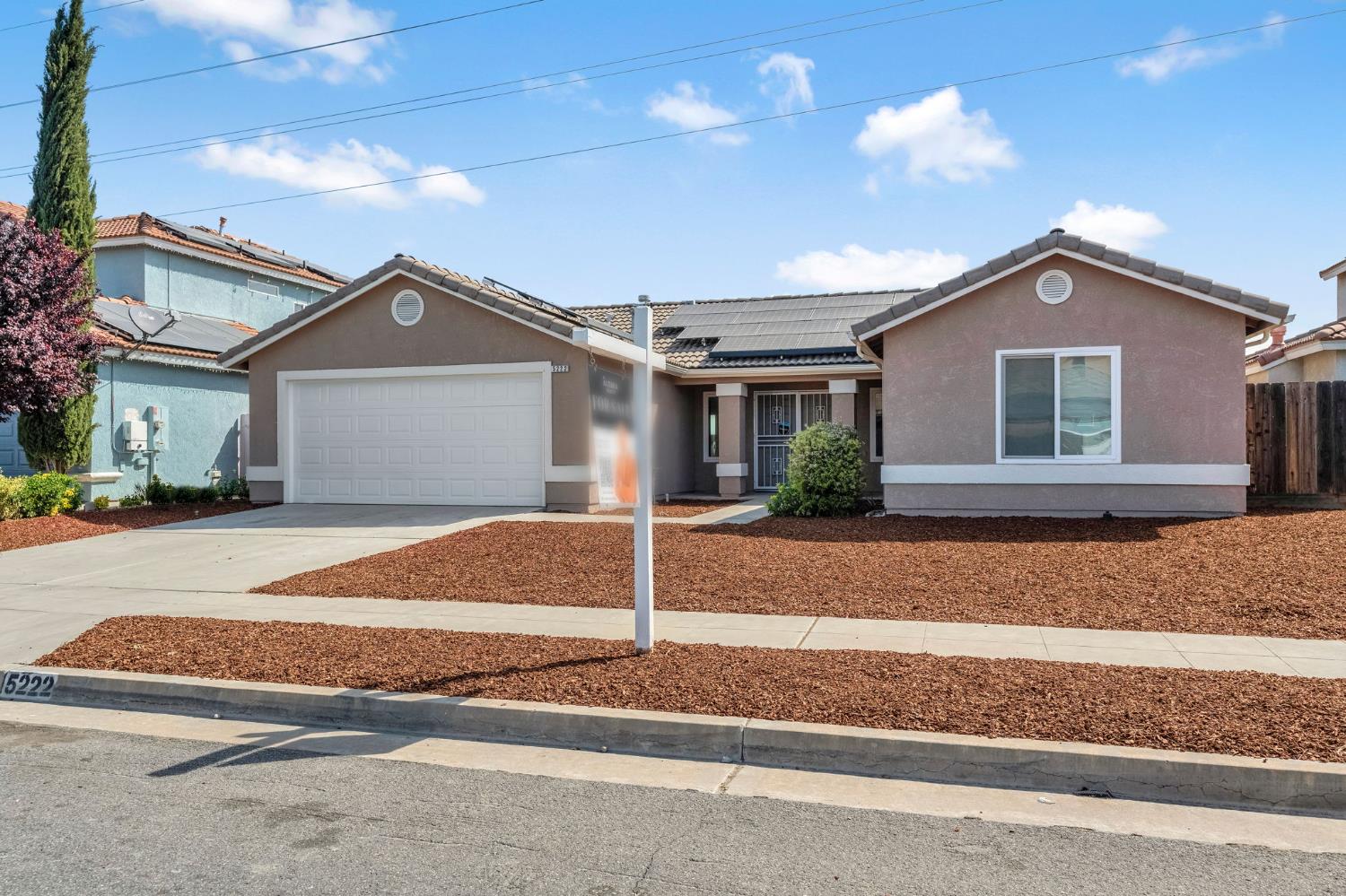 5222 N Contessa Ave, Fresno, CA 93723