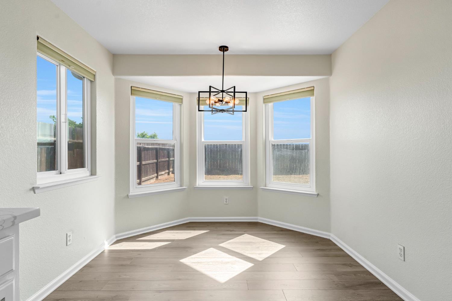 5222 N Contessa Ave, Fresno, CA 93723