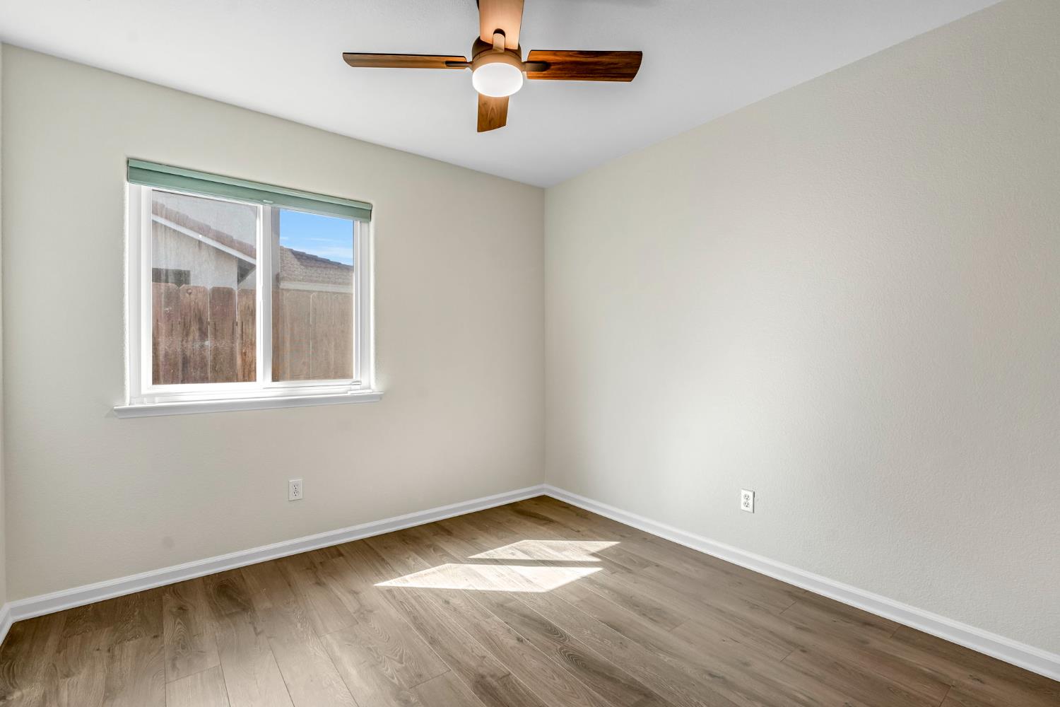 5222 N Contessa Ave, Fresno, CA 93723