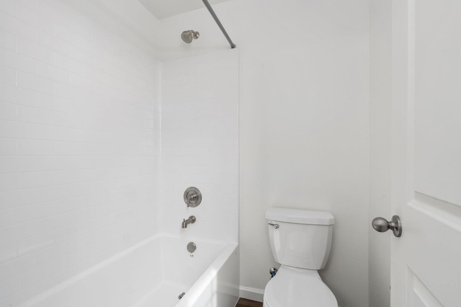 1258 Talus Way S, Madera, CA 93636