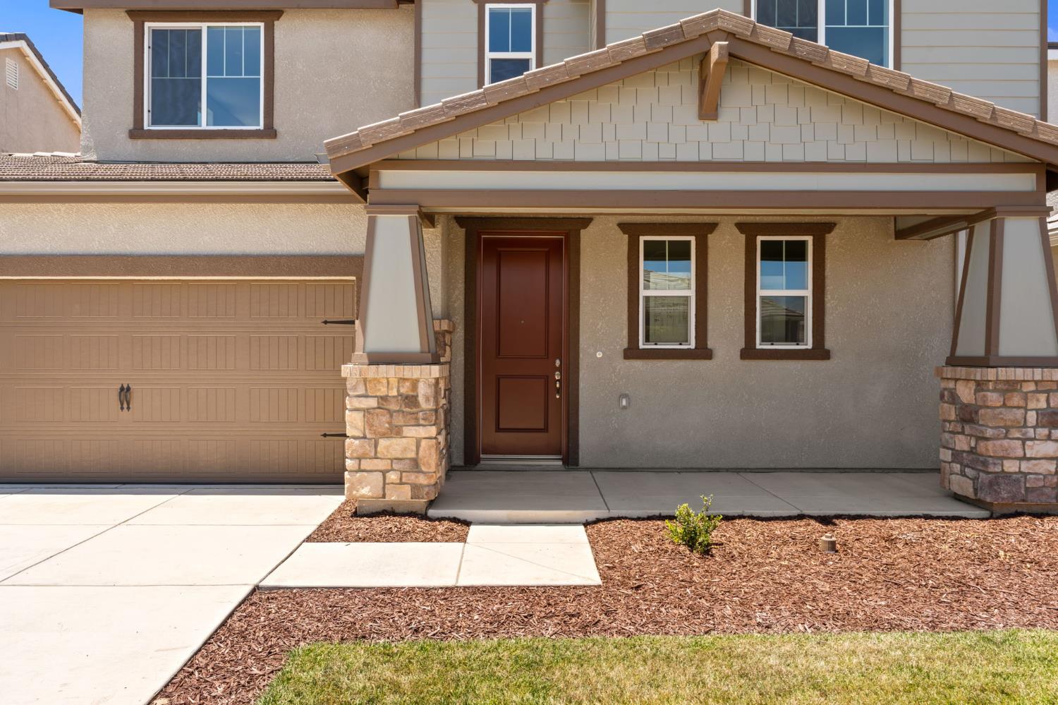 1258 Talus Way S, Madera, CA 93636