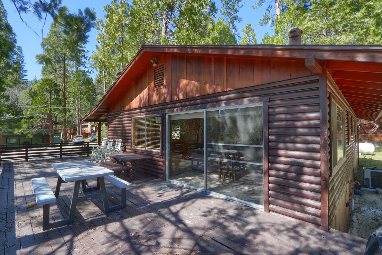 2628 W Bruce, Wawona, CA 95389