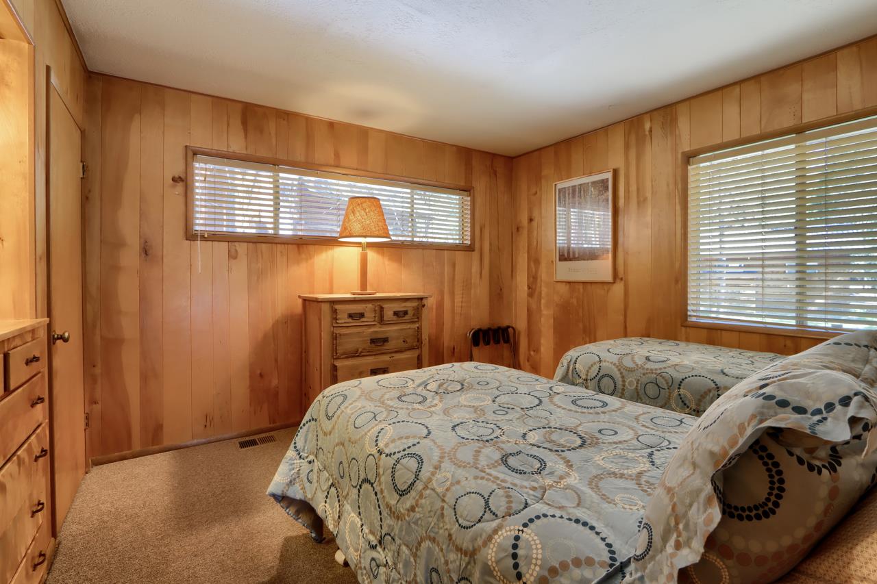 2628 W Bruce, Wawona, CA 95389