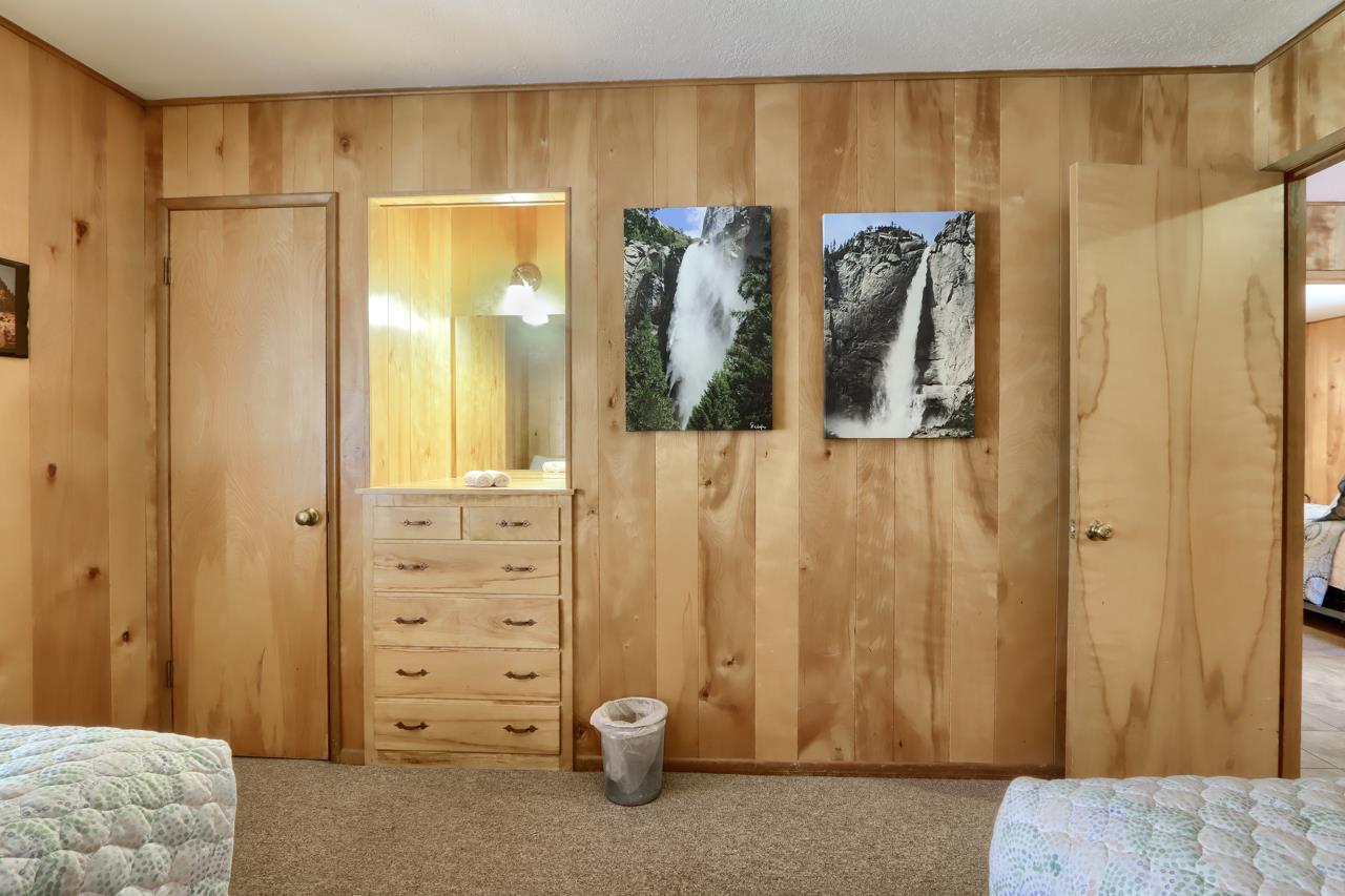 2628 W Bruce, Wawona, CA 95389