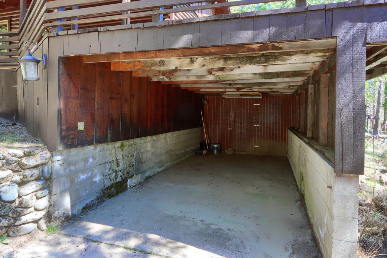 2628 W Bruce, Wawona, CA 95389