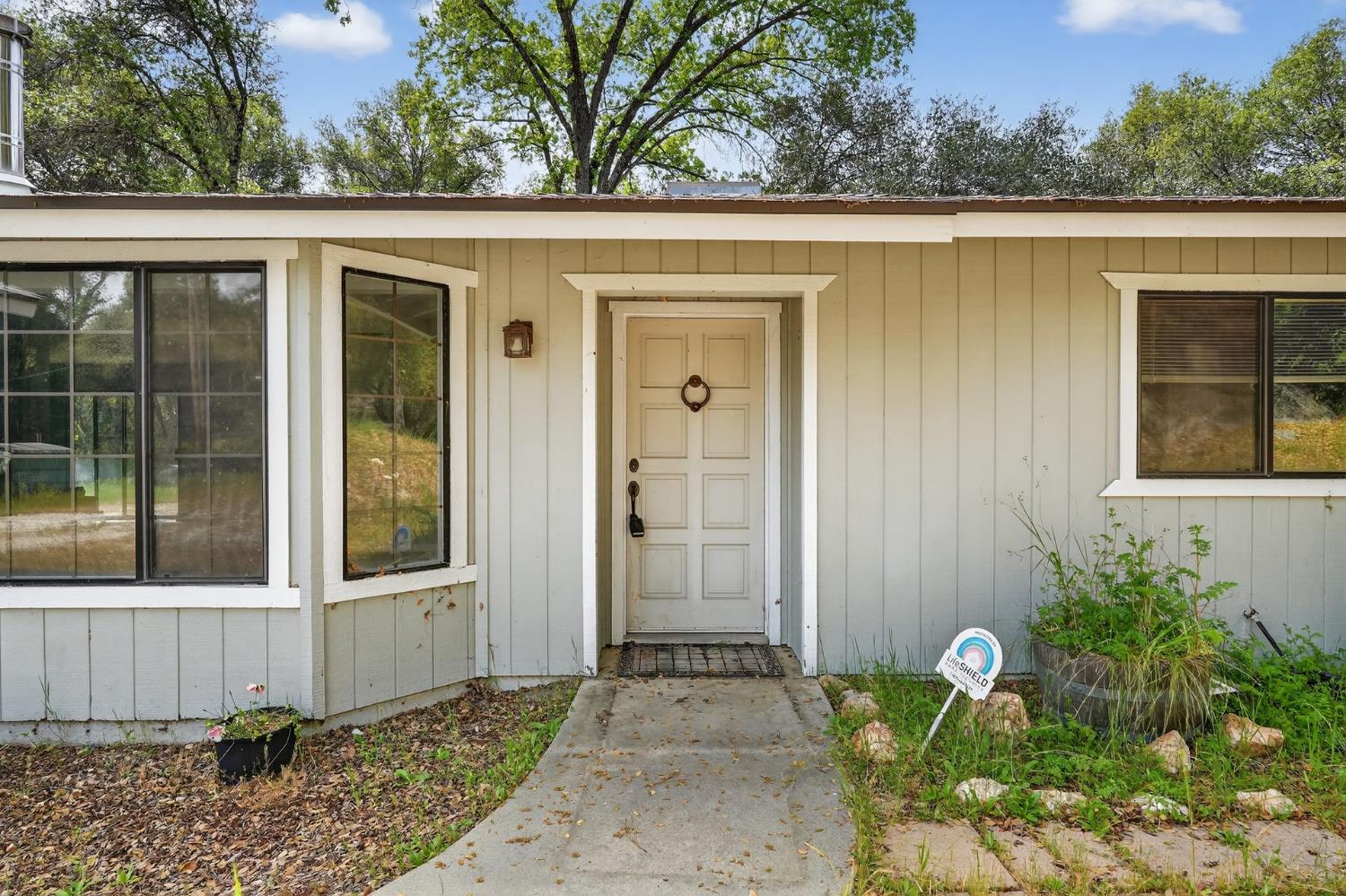 40790 Hwy 49, Oakhurst, CA 93644