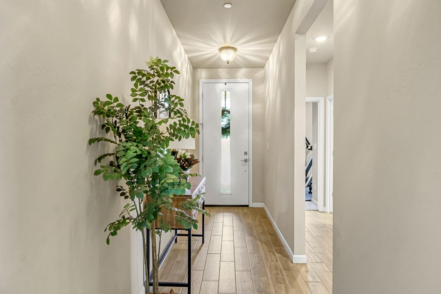 994 Groveland Ave W, Madera, CA 93636